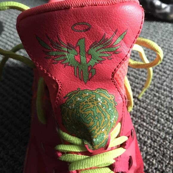 Puma LaMelo Ball MB.01 Rick & Morty Edition RIGHT SHOE ONLY size 10.5 - Picture 5 of 6